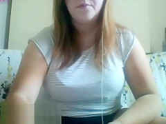 BUSTY IRISH HOTTIE PLAY THE OMEGLE GAME