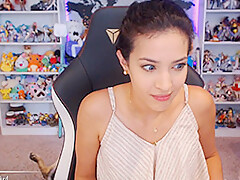 Cincinbear Accidental Titty Slip Downblouse Video