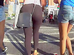 Thick Pawg In Tight Black Leggings Grabbed On