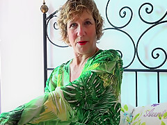 Your Mature Stepmom Mrs. M Catches You Watching Her (pov) – Aunt Judys